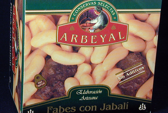 Fabes con jabalí