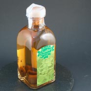 Licor de manzana con manzanines