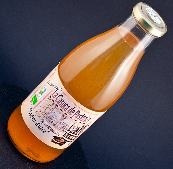 Botella de sidra dulce sin alcohol