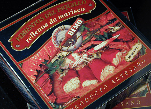 Pimientos del piquillo rellenos de marisco